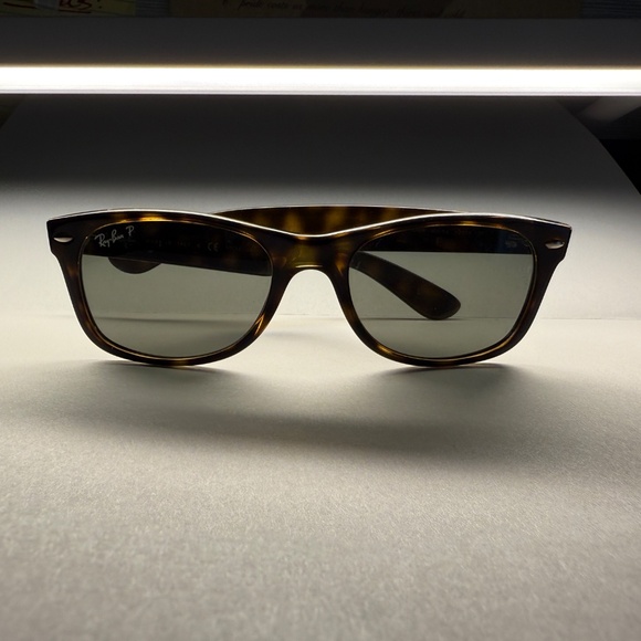 RAY-BAN UNISEX - style: 'NEW WAYFARER CLASSIC SUNGLASSES' - Picture 2 of 4